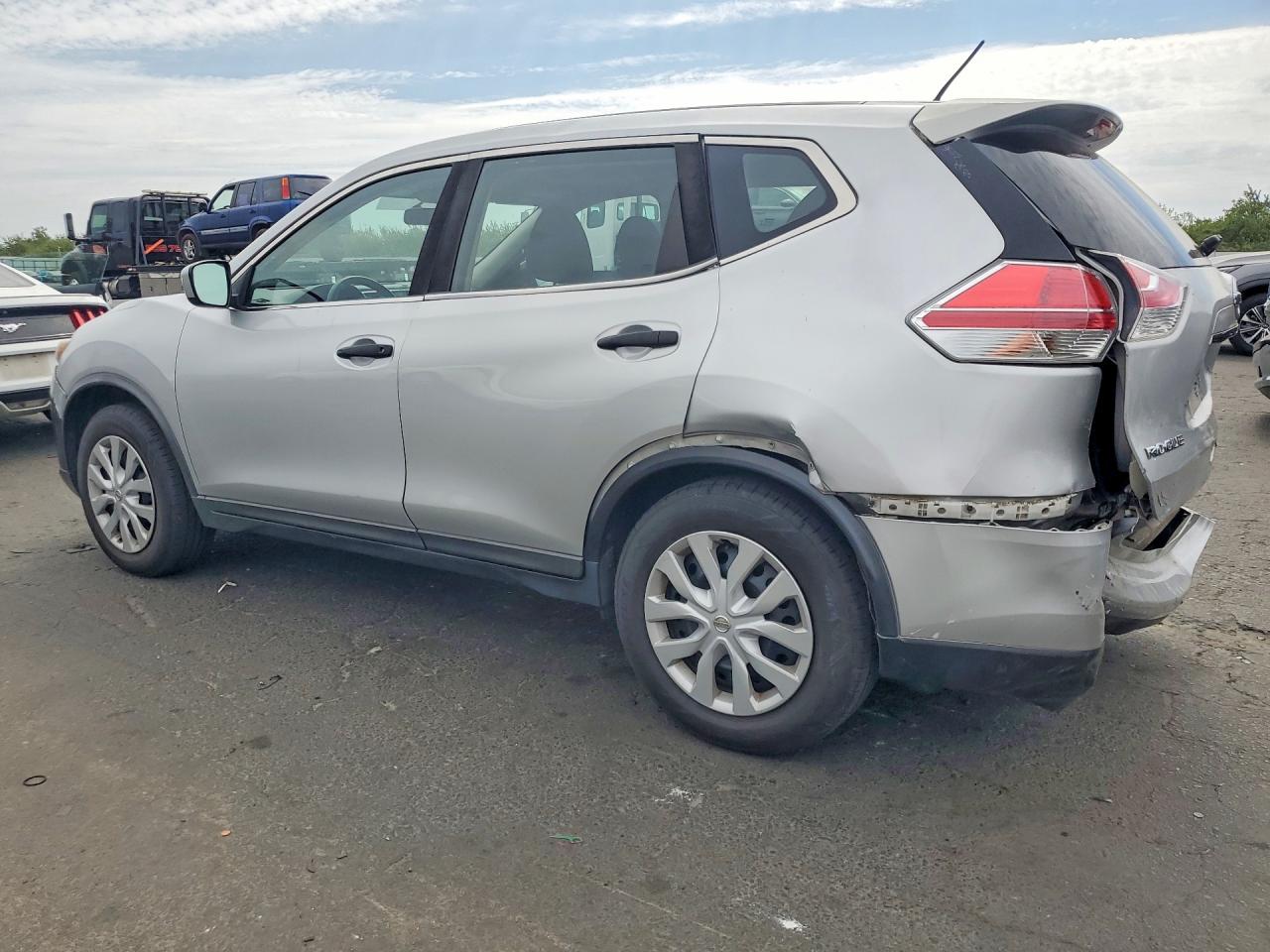 2016 NISSAN ROGUE S — снимка 2