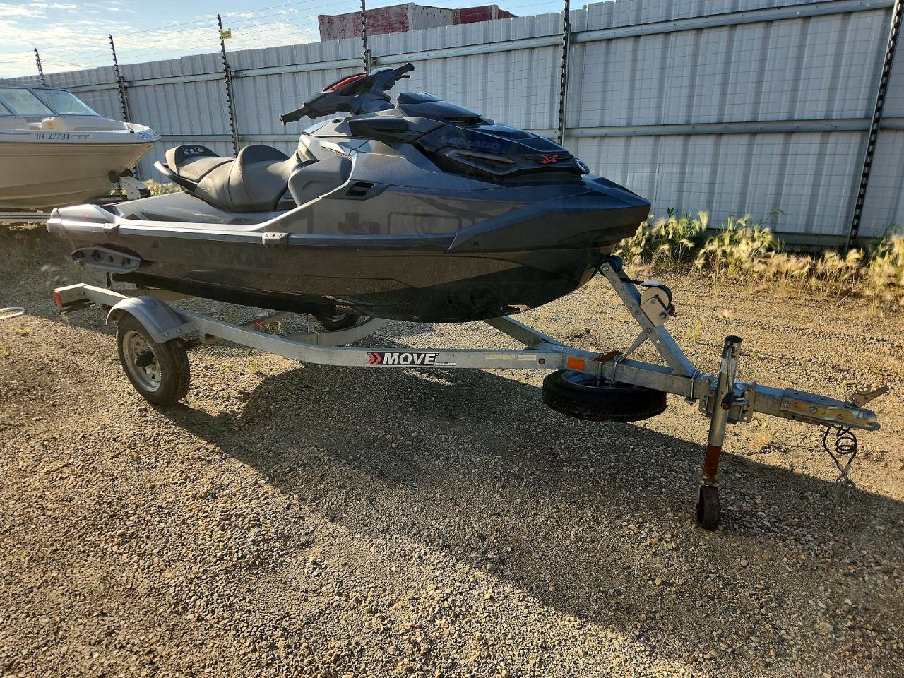 2022 SEA-DOO RXTX