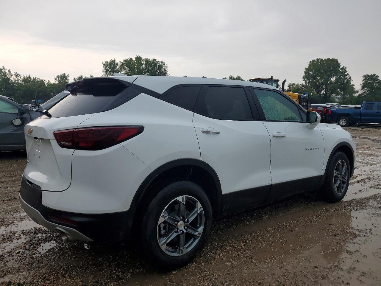 2026 CHEVROLET BLAZER 2LT — снимка 3