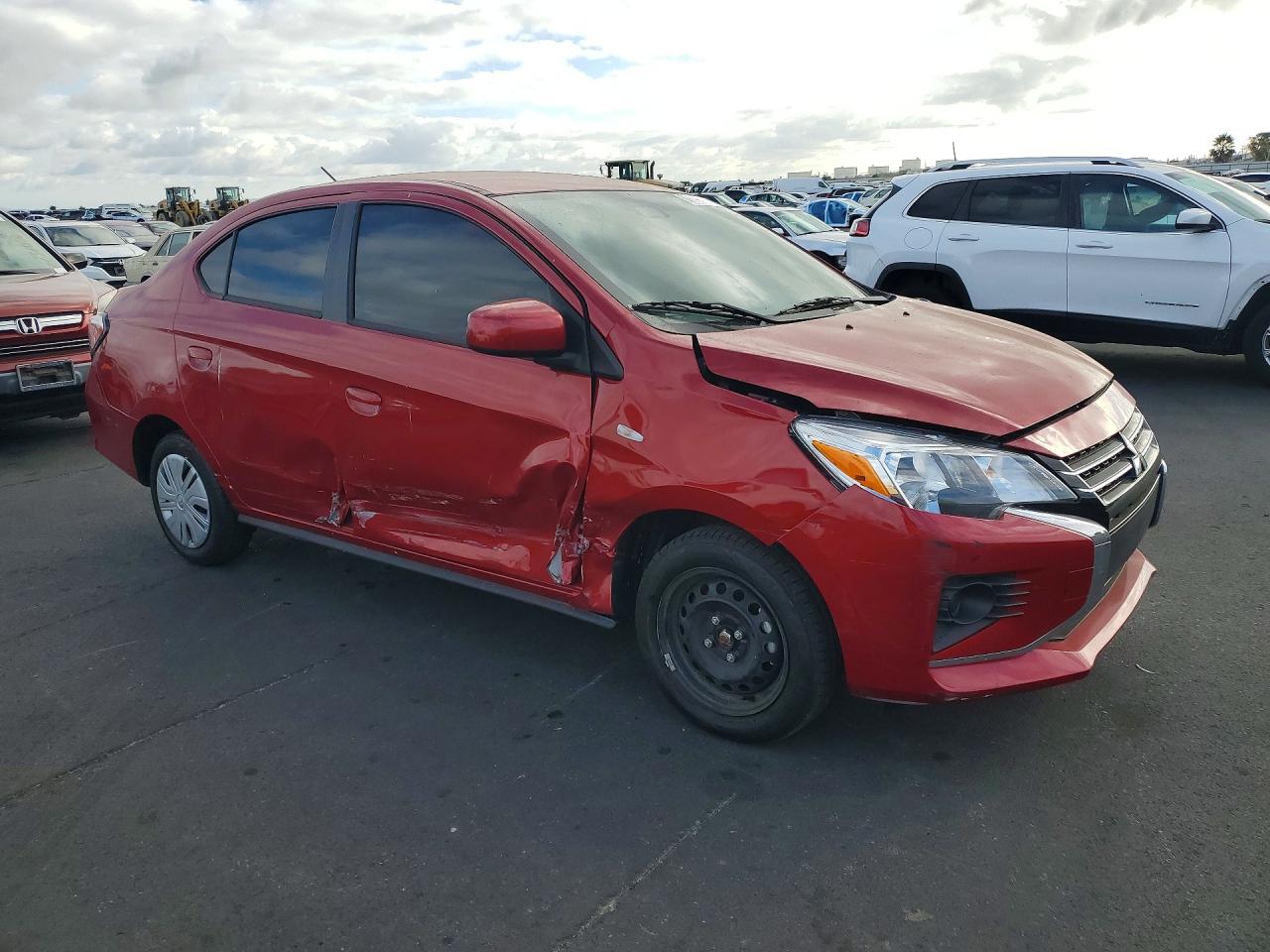 2024 MITSUBISHI MIRAGE G4 ES — снимка 4