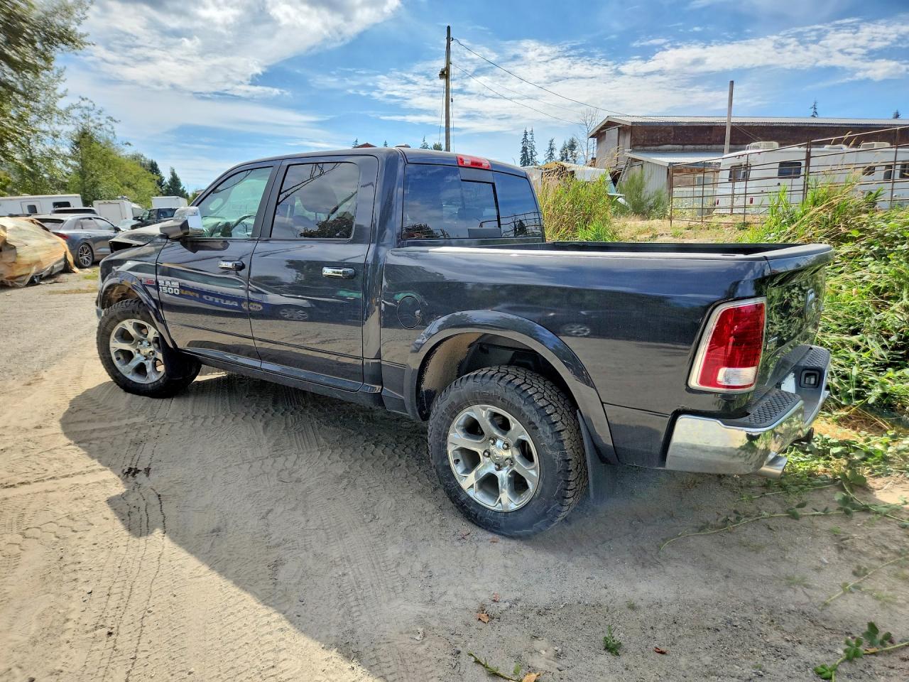 2016 RAM 1500 LARAMIE — снимка 2
