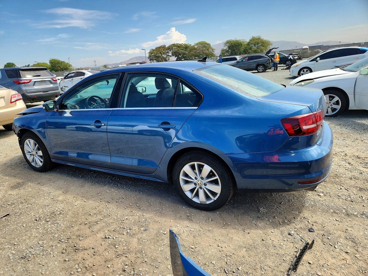 2016 VOLKSWAGEN JETTA SE — снимка 2