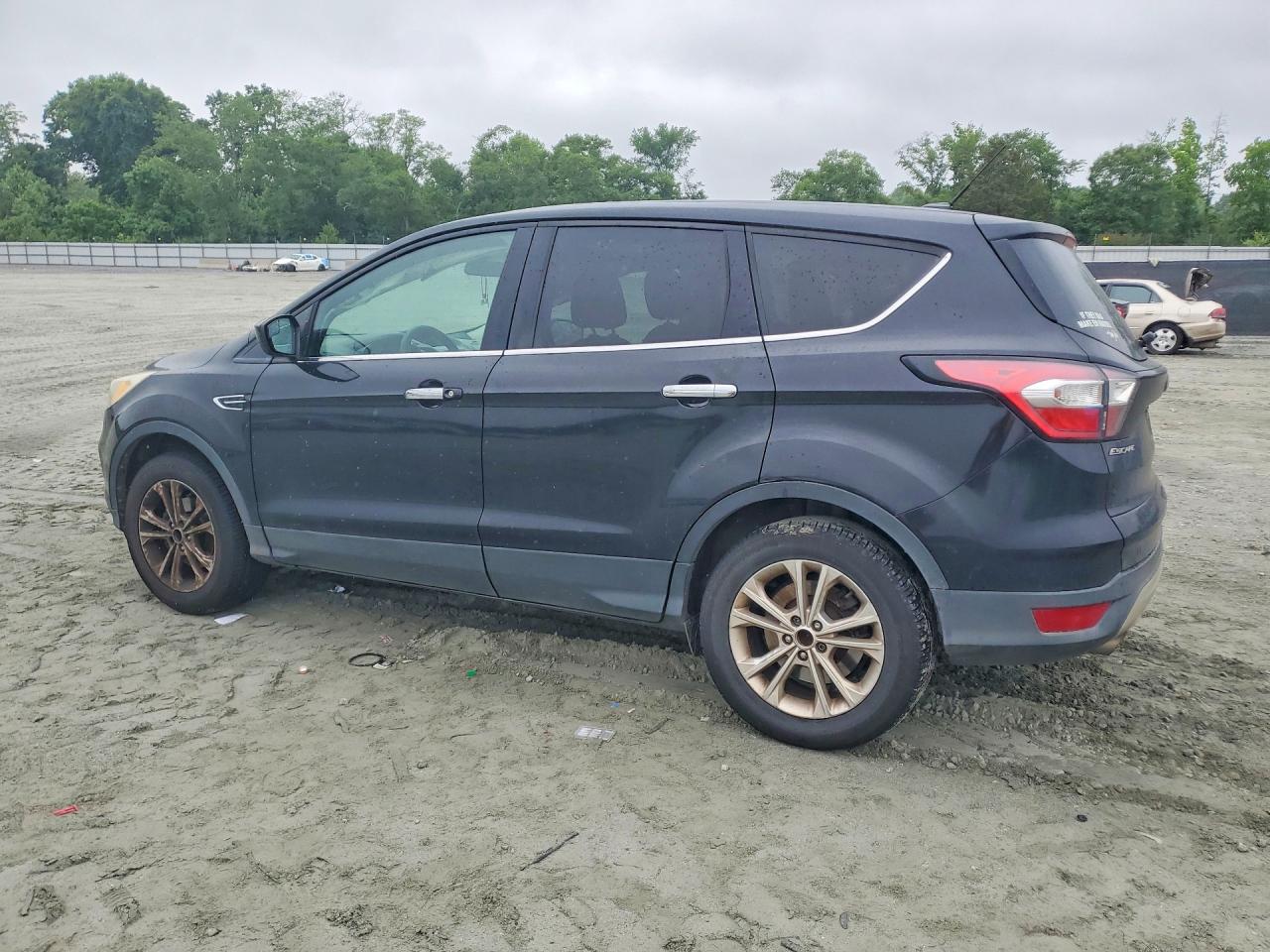 2017 FORD ESCAPE SE — снимка 2