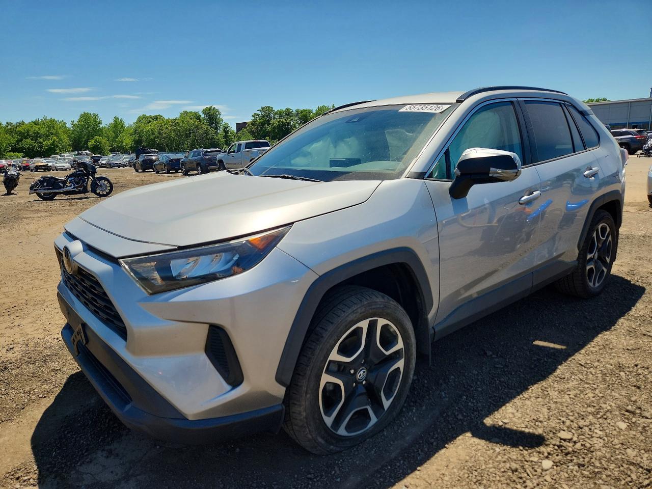 2019 TOYOTA RAV4 LE