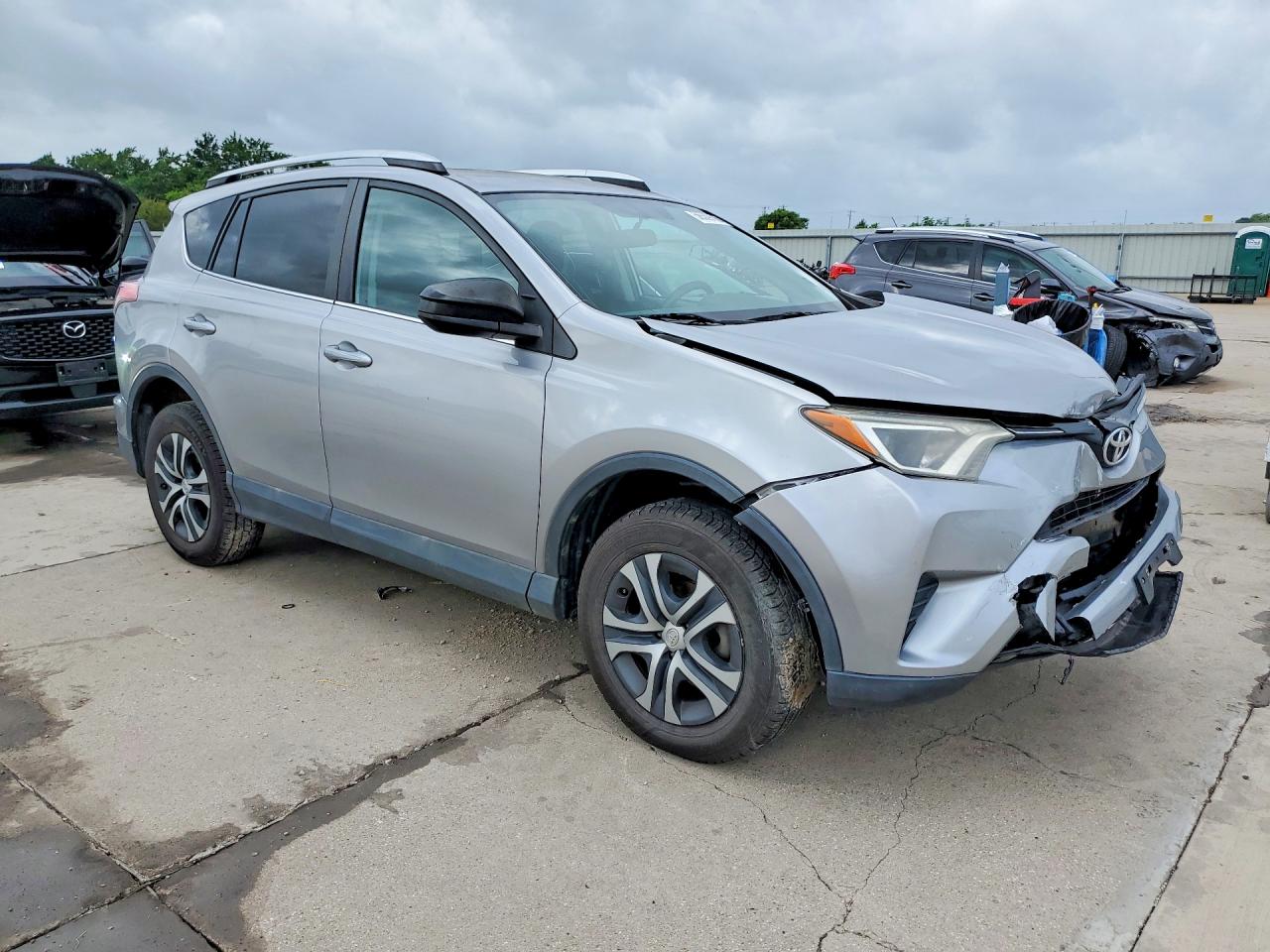 2016 TOYOTA RAV4 LE — снимка 4