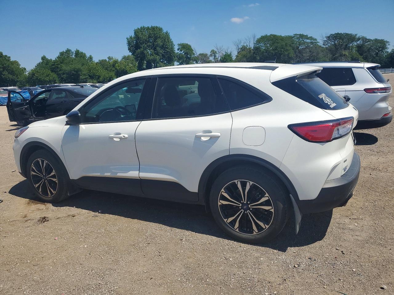 2022 FORD ESCAPE SE — снимка 2