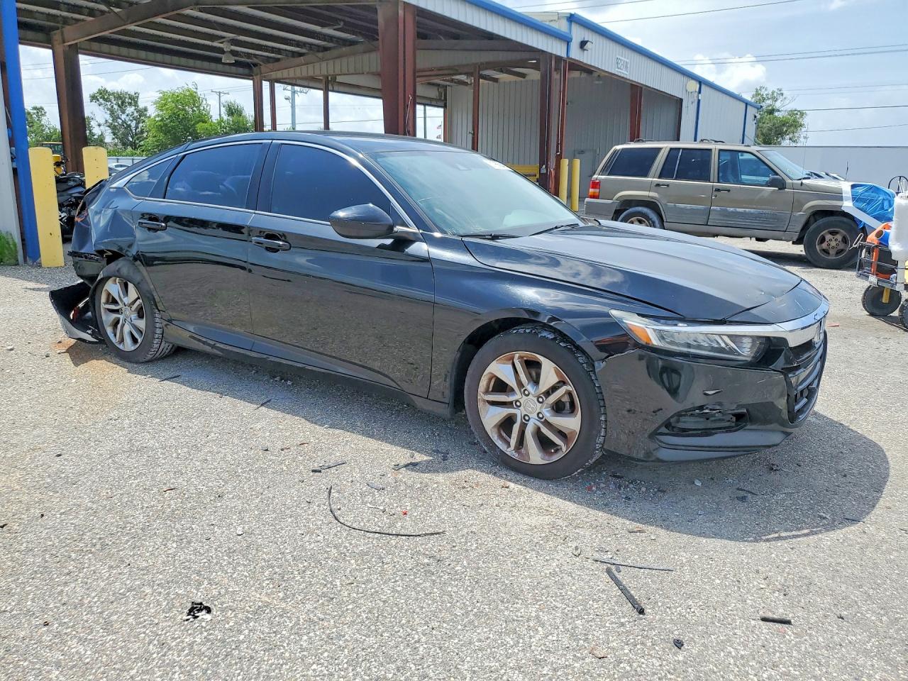 2018 HONDA ACCORD LX — снимка 4