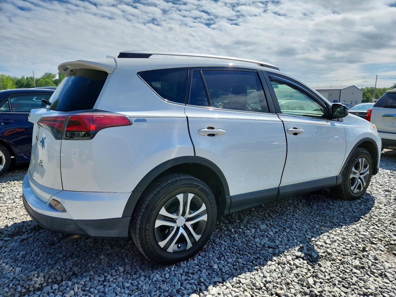 2016 TOYOTA RAV4 LE — снимка 3