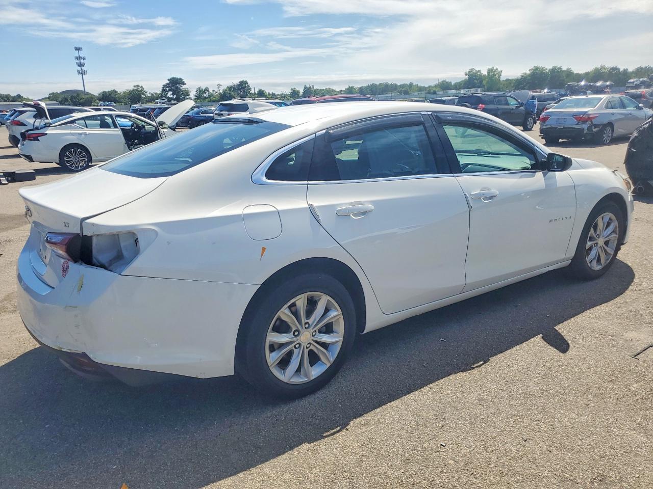 2019 CHEVROLET MALIBU LT — снимка 3