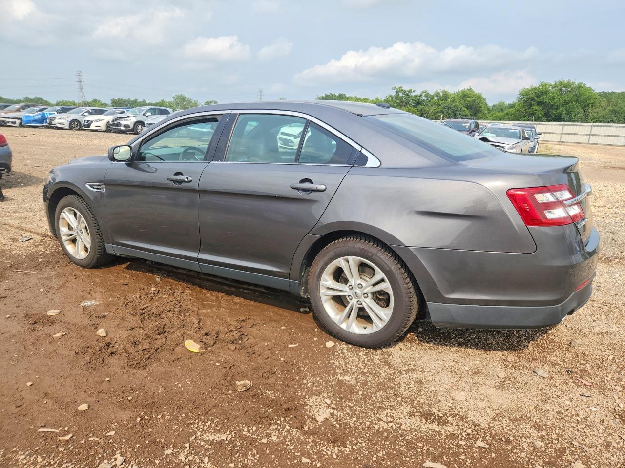 2015 FORD TAURUS SEL — снимка 2