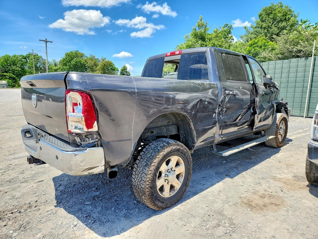 2015 RAM 2500 SLT — снимка 3
