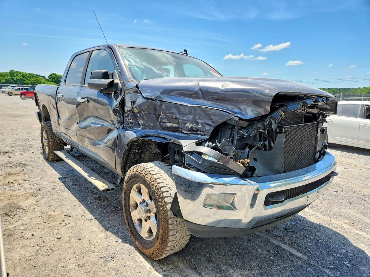 2015 RAM 2500 SLT — снимка 4