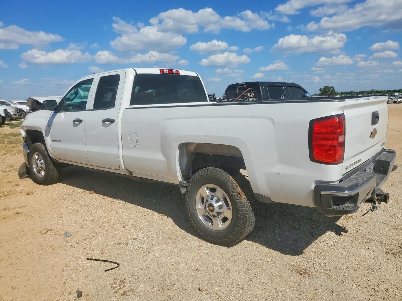 2017 CHEVROLET SILVERADO C2500 HEAVY DUTY — снимка 2