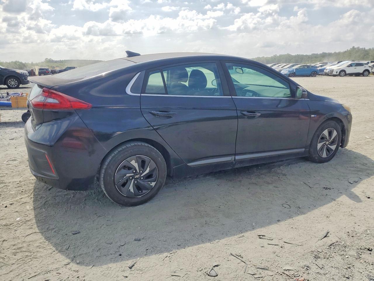 2017 HYUNDAI IONIQ SEL — снимка 3