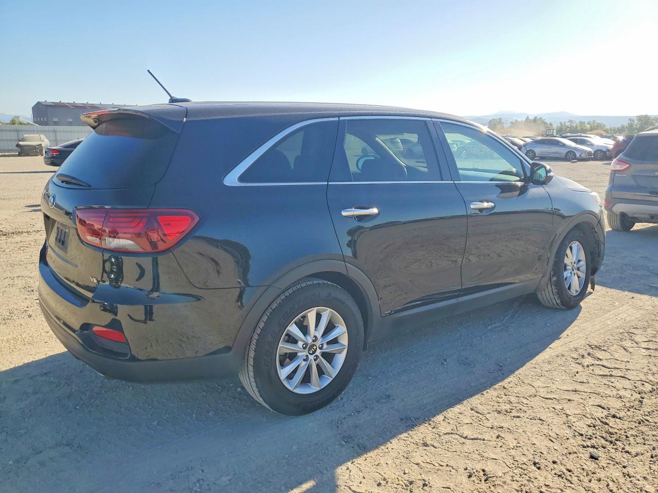 2019 KIA SORENTO LX V6 — снимка 3