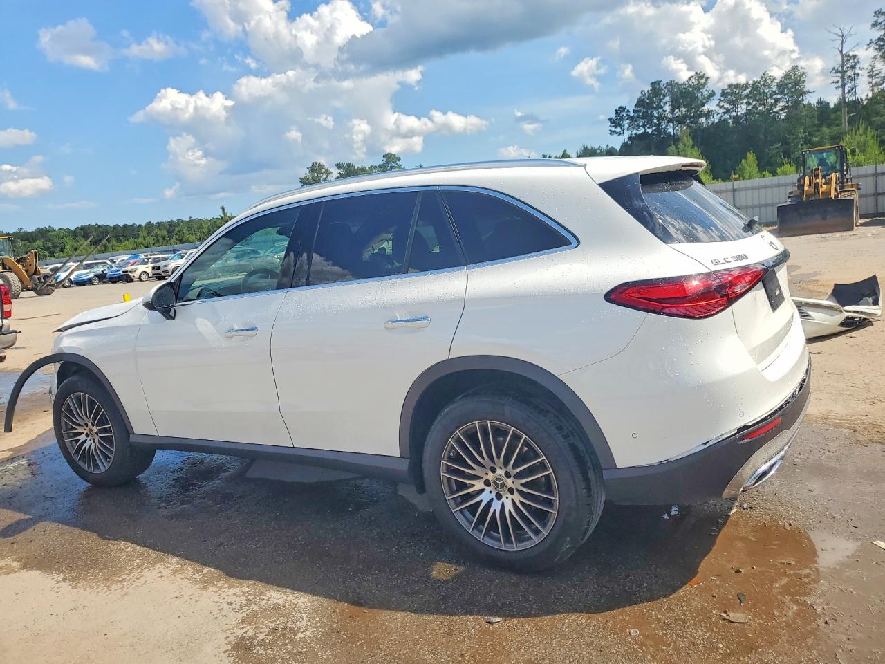 2025 MERCEDES-BENZ GLC 300 — снимка 2