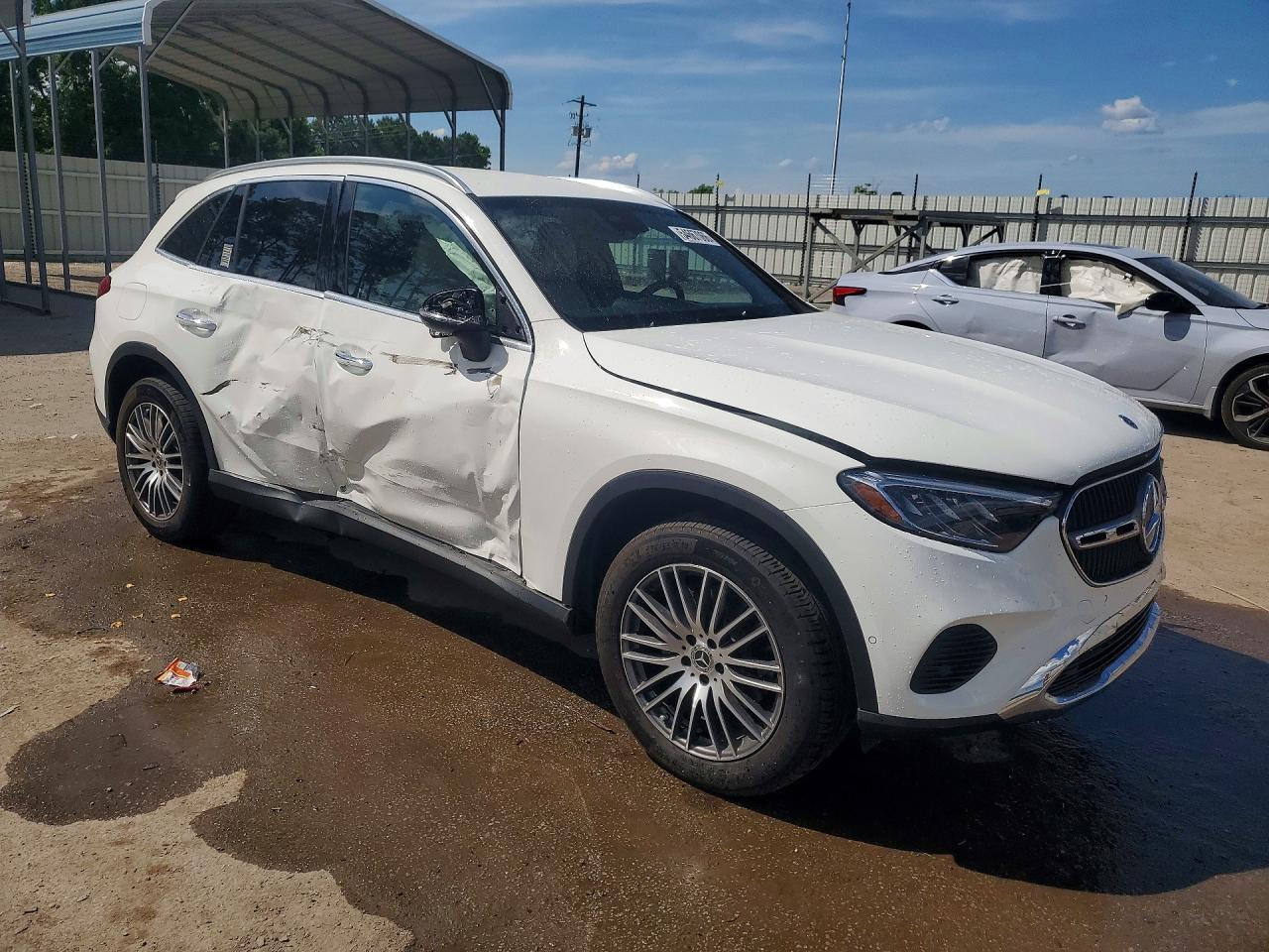 2025 MERCEDES-BENZ GLC 300 — снимка 4