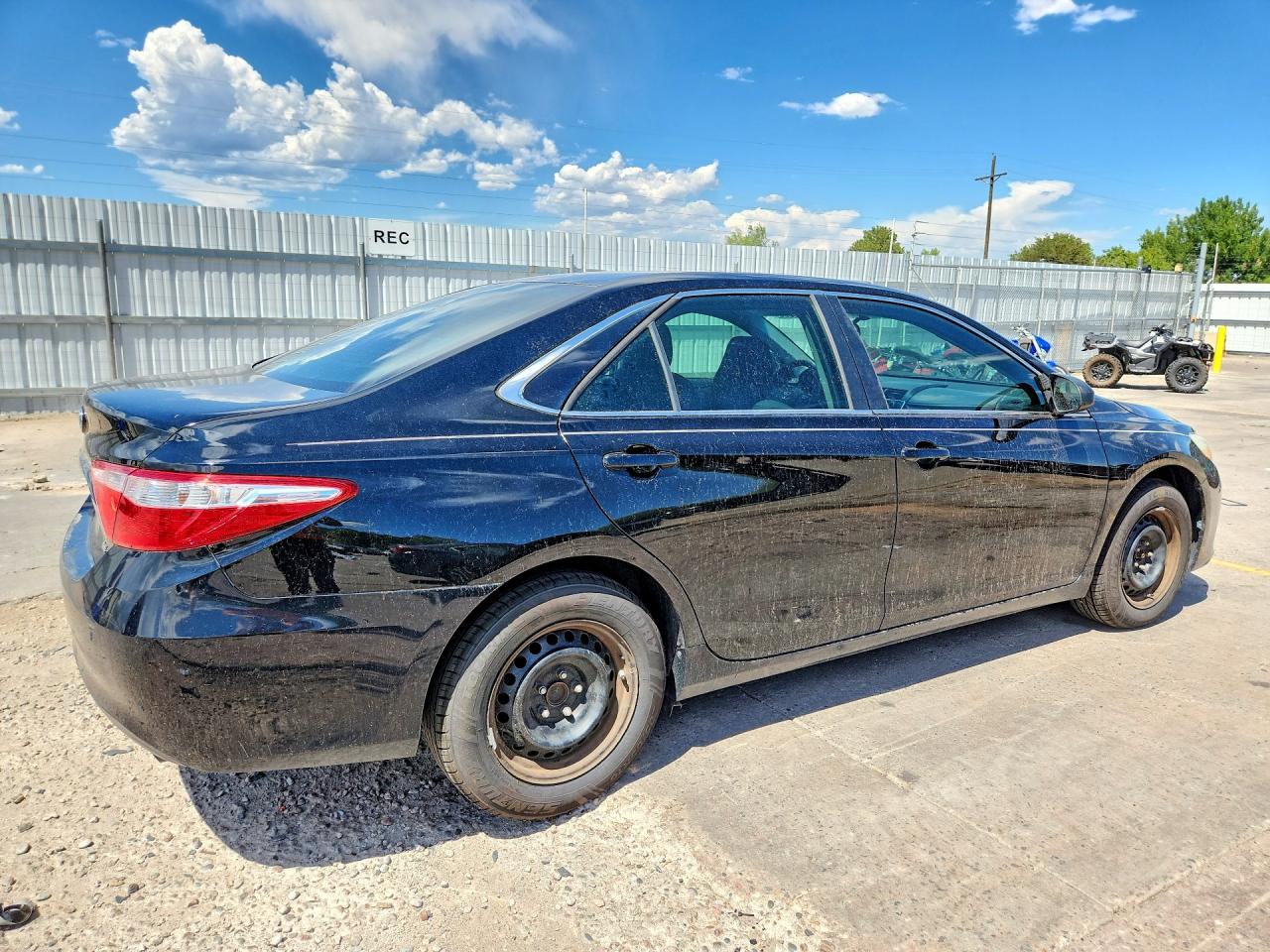 2016 TOYOTA CAMRY LE — снимка 3