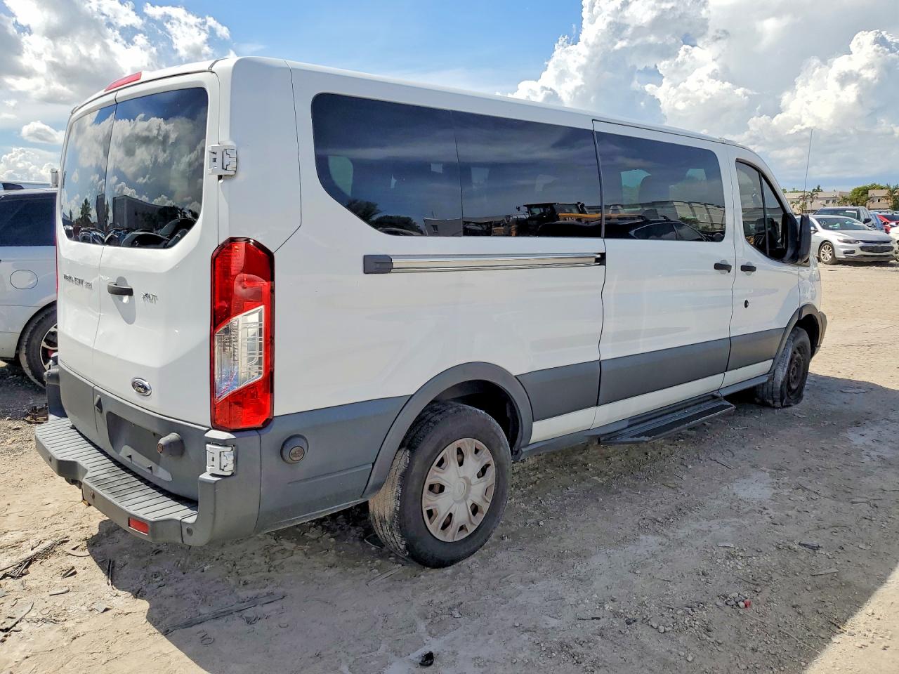 2017 FORD TRANSIT T-350 — снимка 3