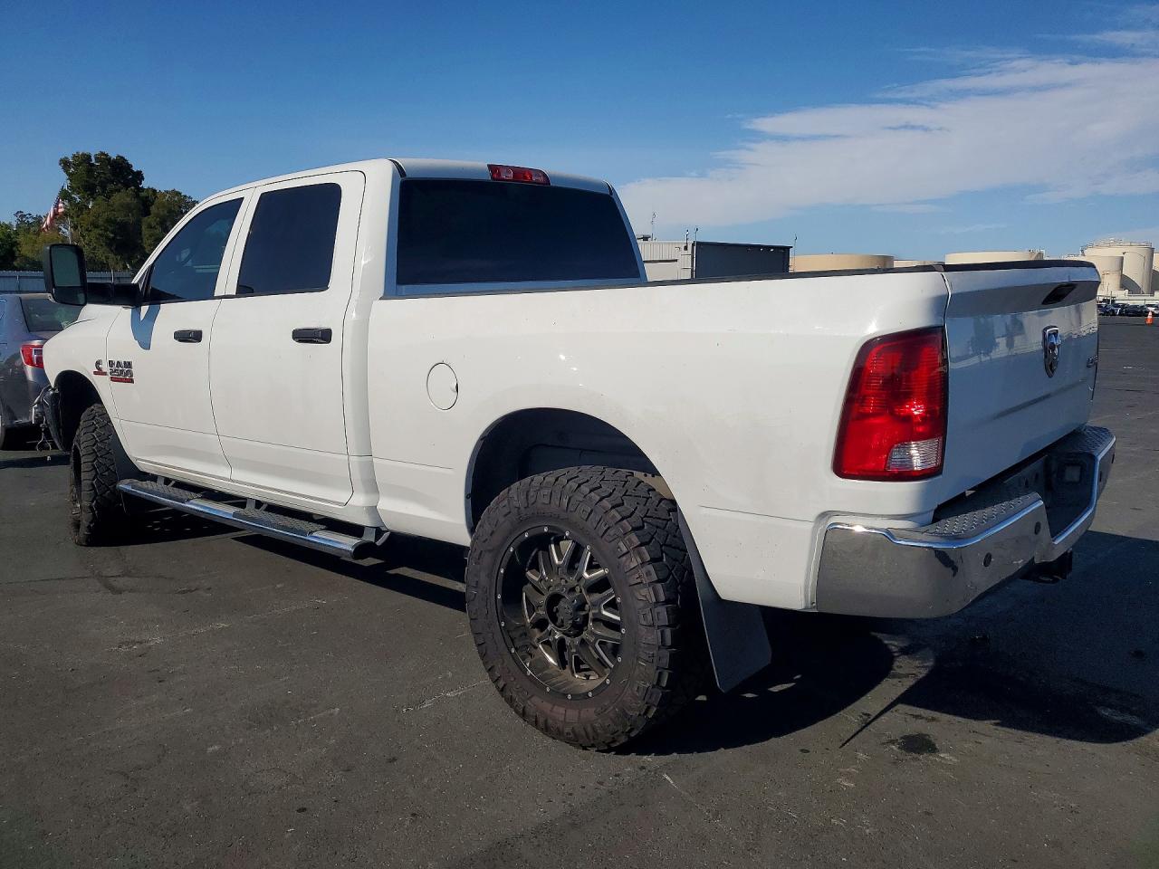 2018 RAM 2500 ST — снимка 2