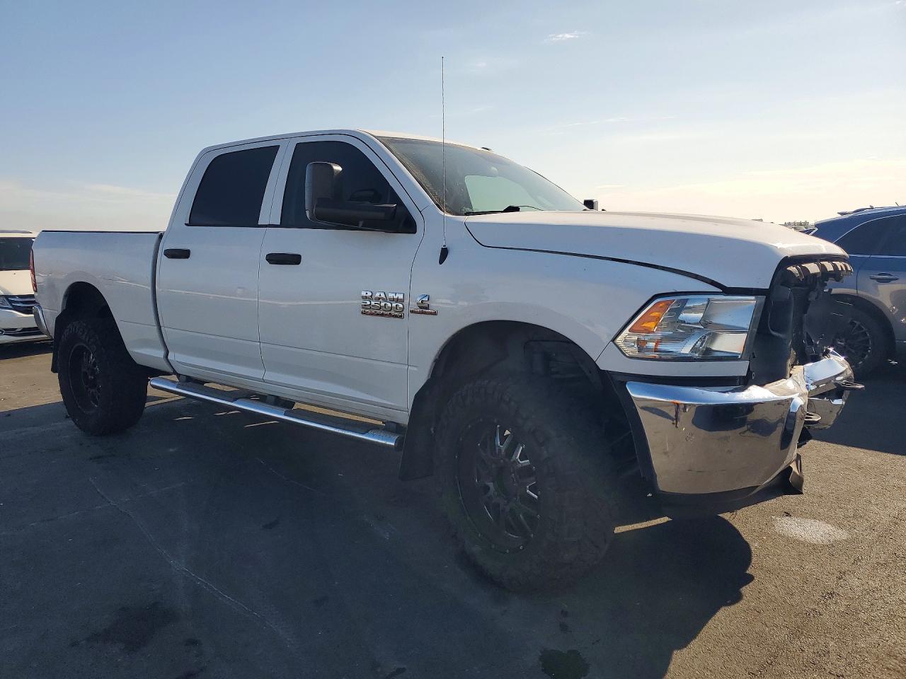 2018 RAM 2500 ST — снимка 4