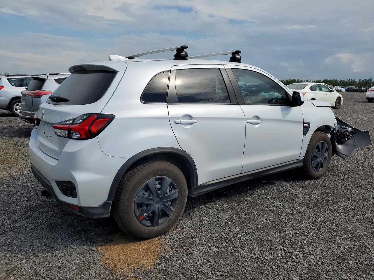 2025 MITSUBISHI RVR ES — снимка 3