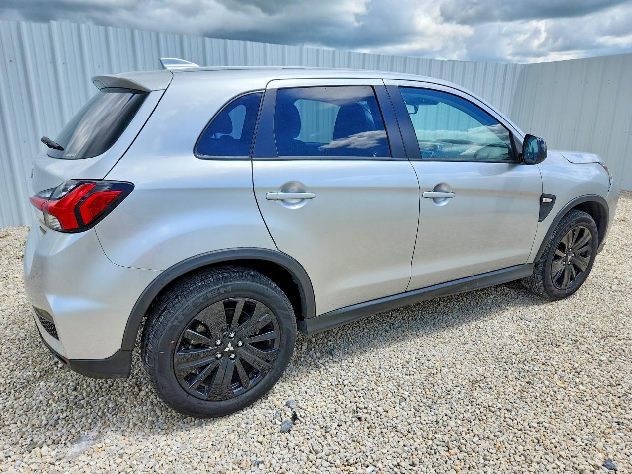 2026 MITSUBISHI OUTLANDER SPORT S/SE — снимка 3