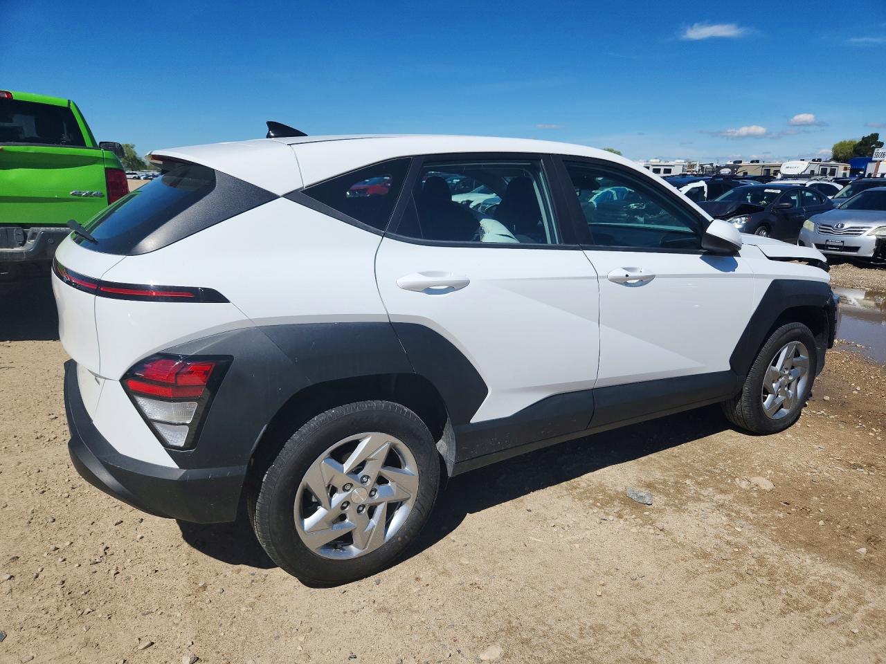2024 HYUNDAI KONA SE — снимка 3