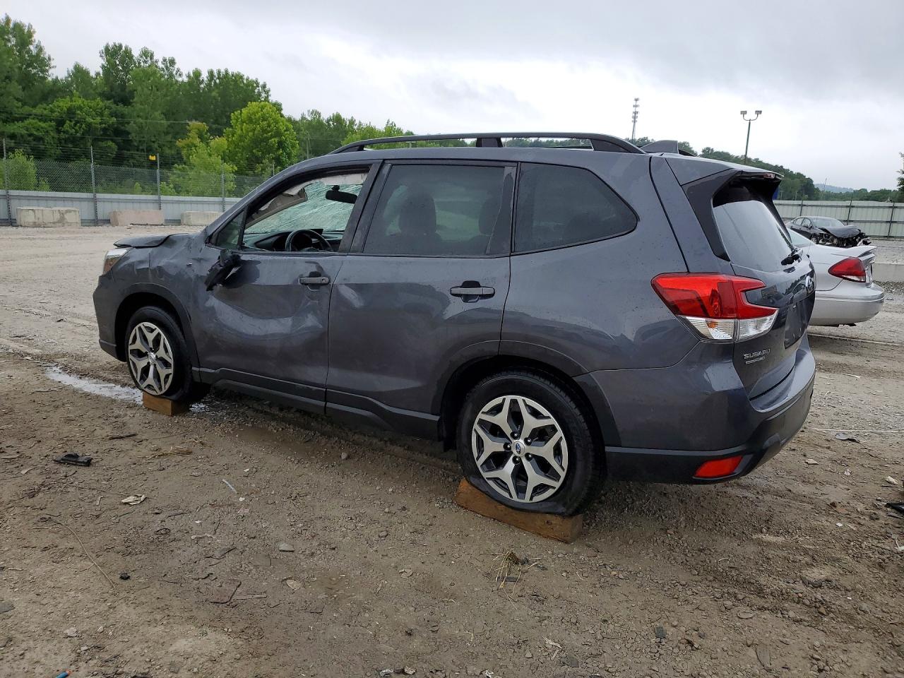 2021 SUBARU FORESTER PREMIUM — снимка 2