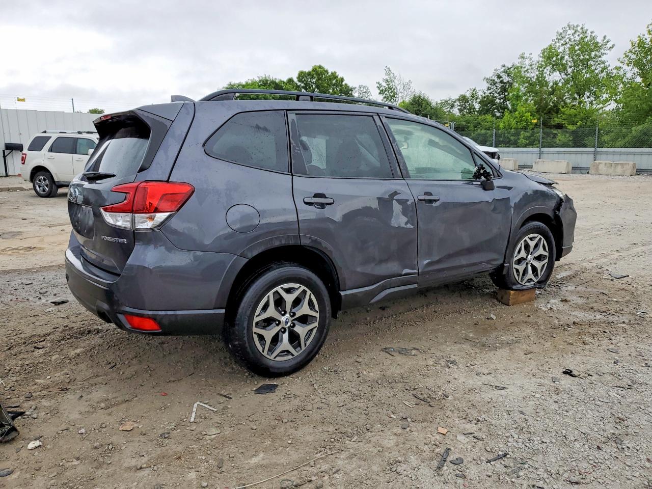 2021 SUBARU FORESTER PREMIUM — снимка 3