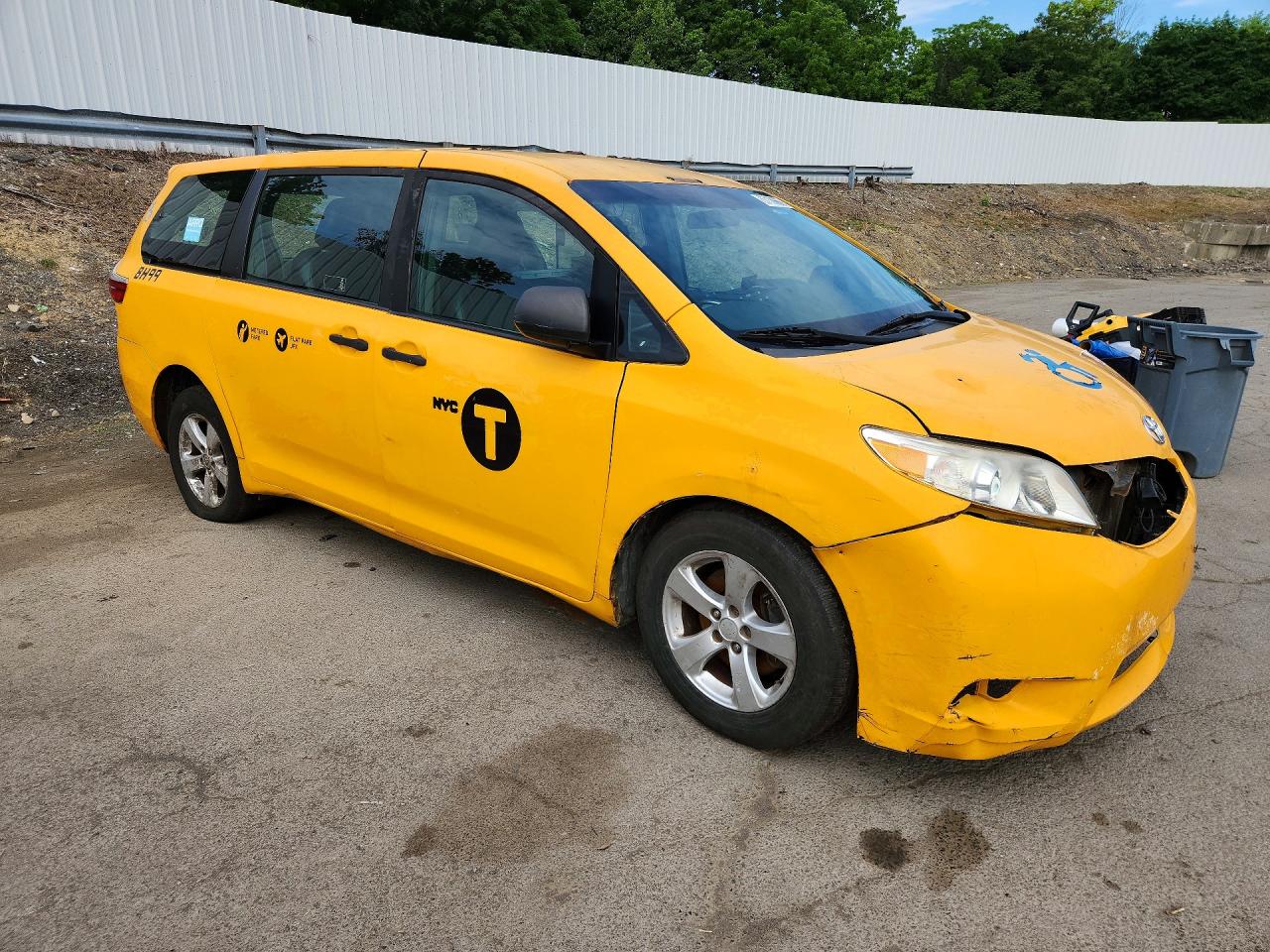 2017 TOYOTA SIENNA — снимка 4