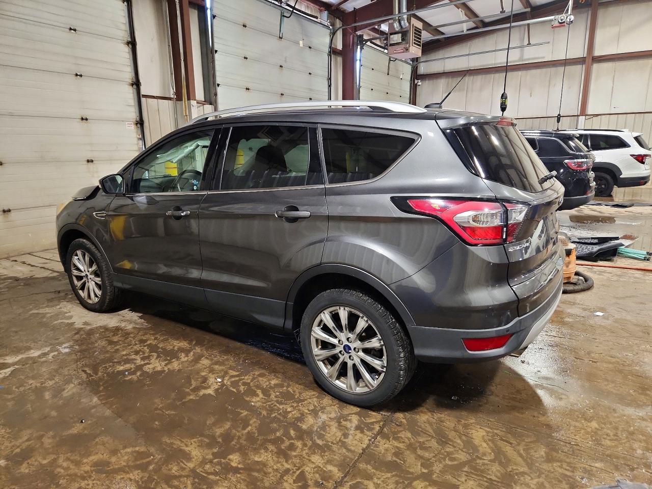 2017 FORD ESCAPE TITANIUM — снимка 2
