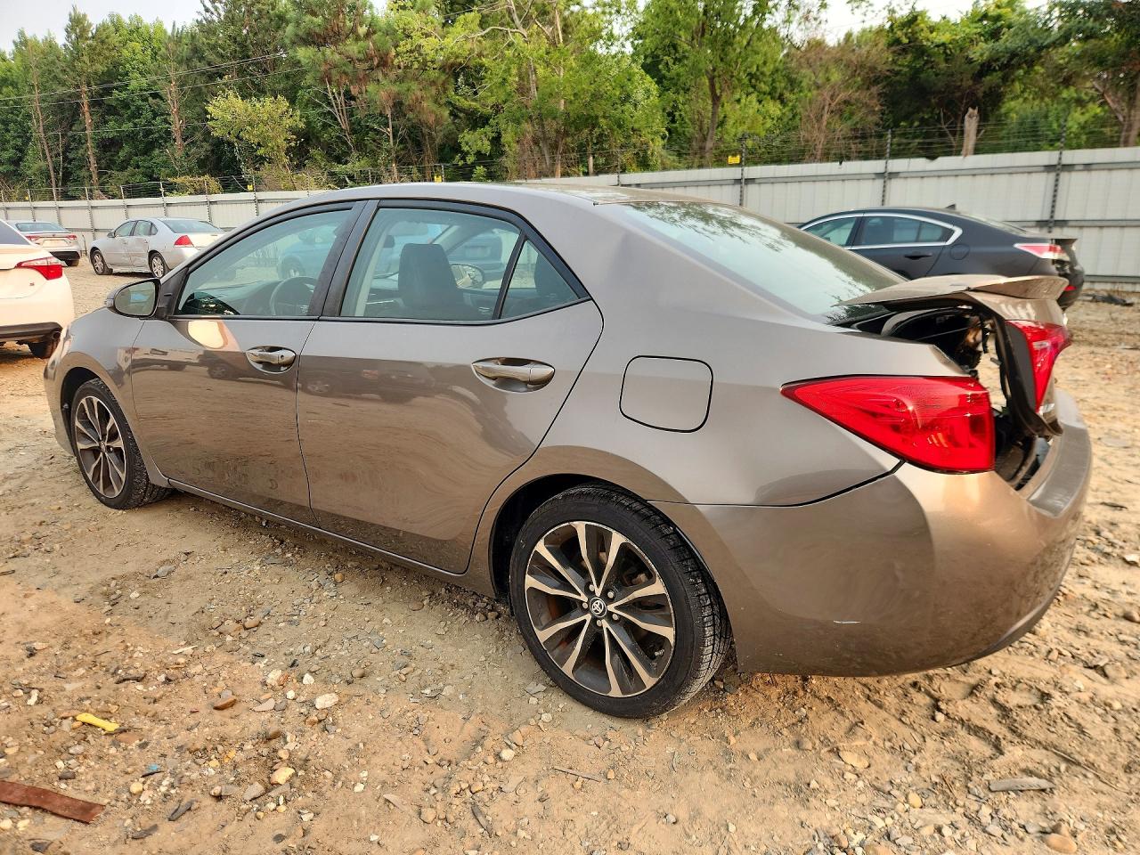 2017 TOYOTA COROLLA SE — снимка 2