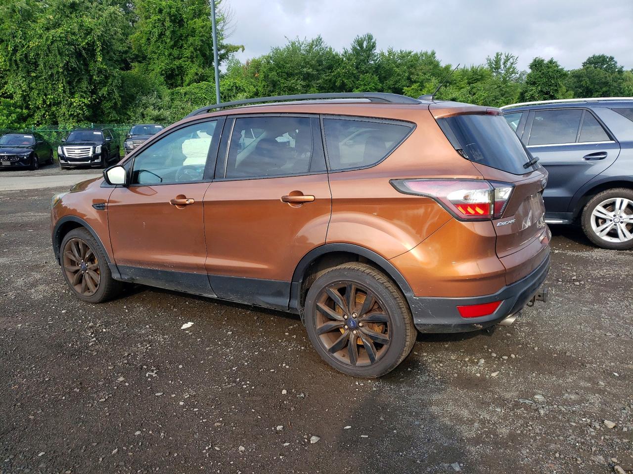 2017 FORD ESCAPE SE — снимка 2
