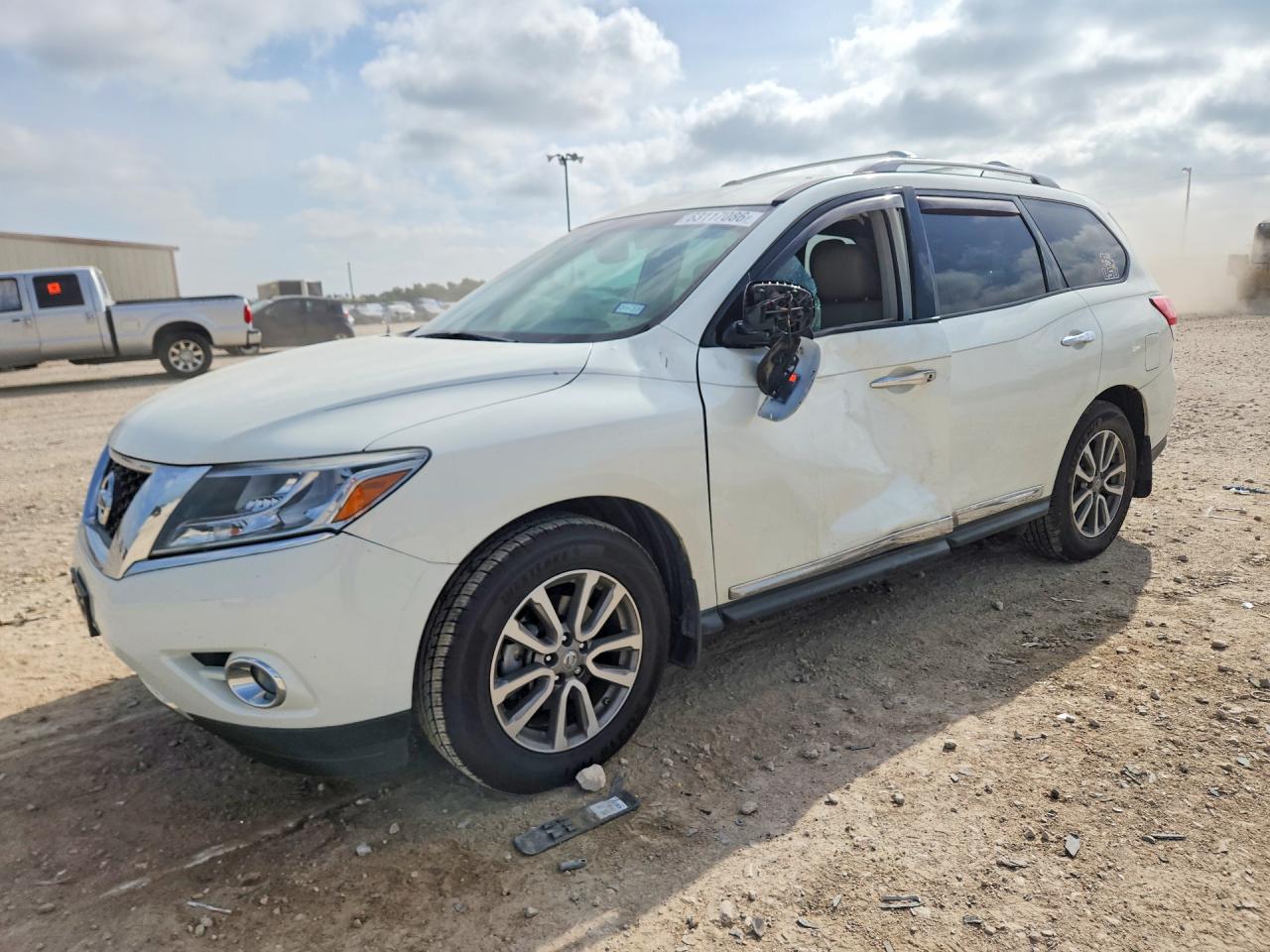 2016 NISSAN PATHFINDER SL