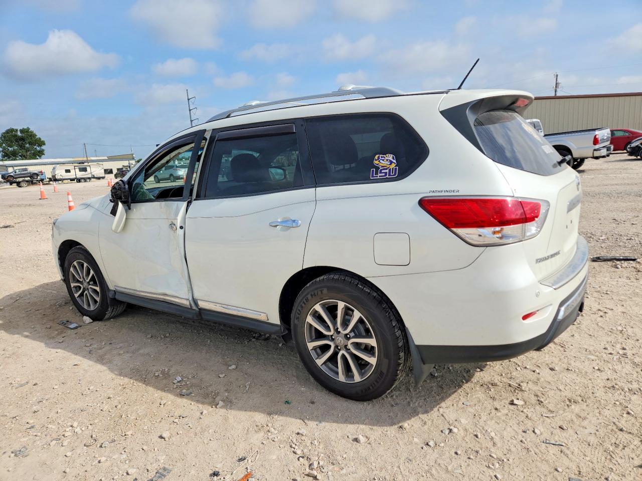 2016 NISSAN PATHFINDER SL — снимка 2