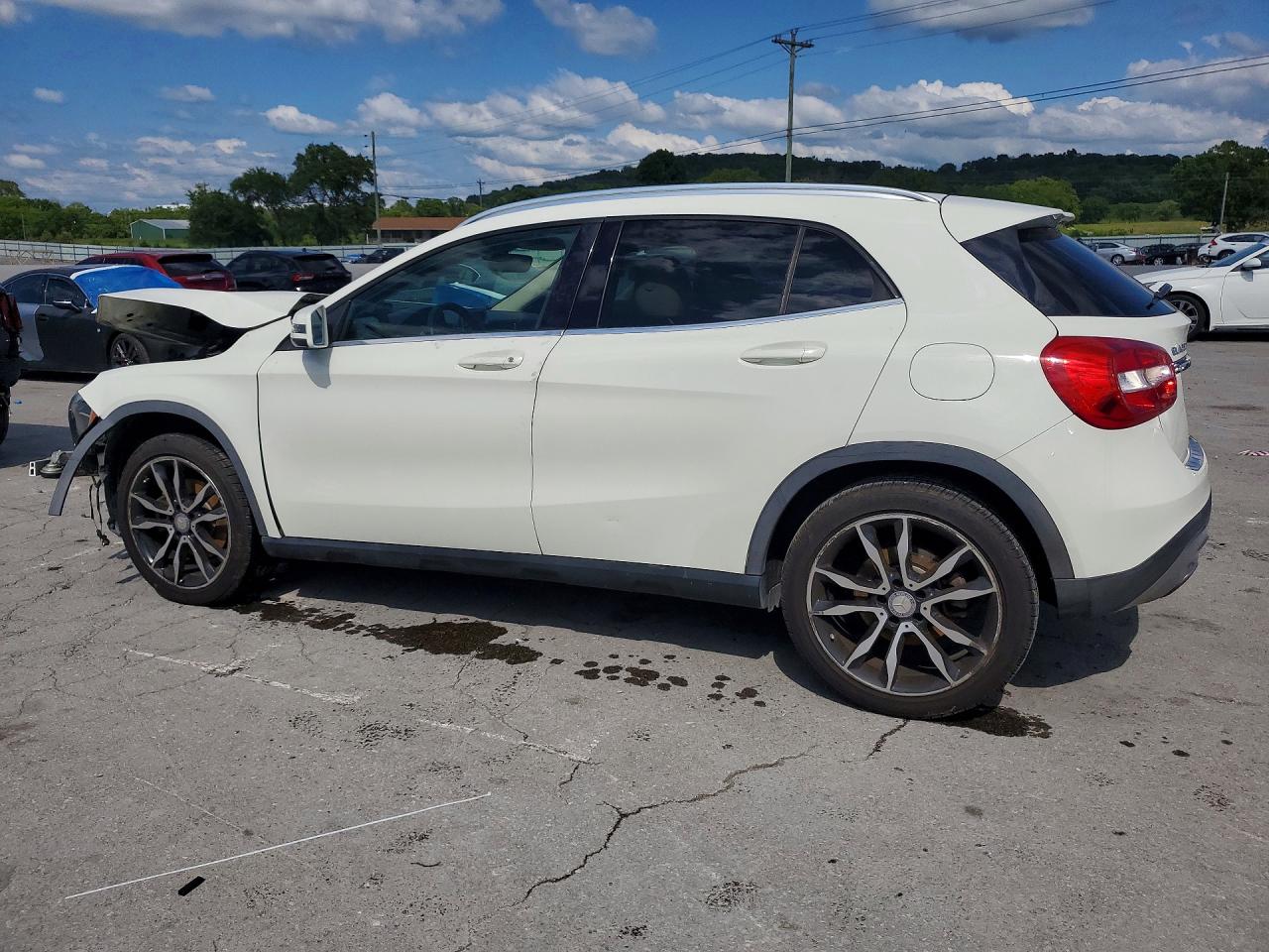 2015 MERCEDES-BENZ GLA 250 — снимка 2