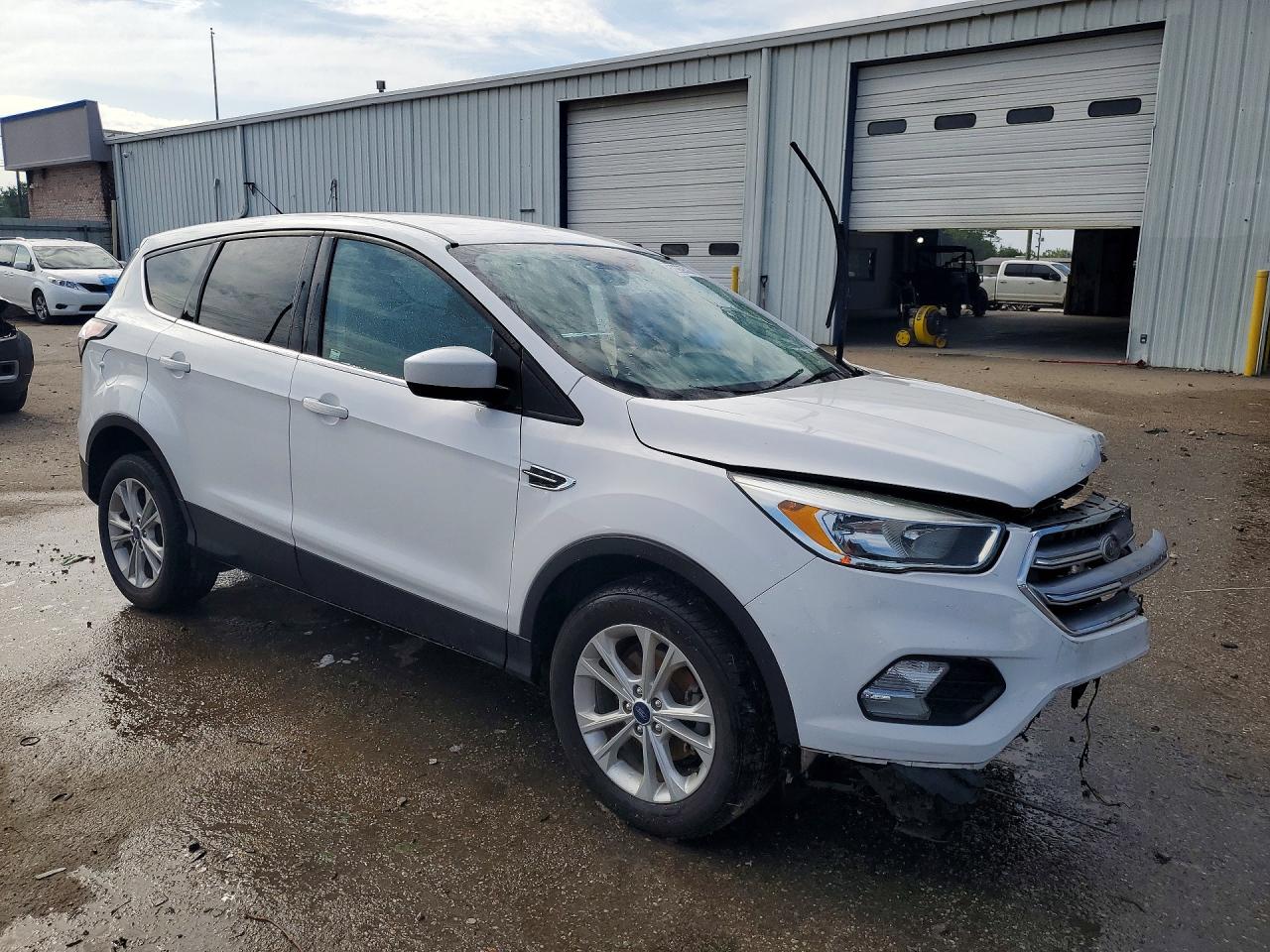 2017 FORD ESCAPE SE — снимка 4