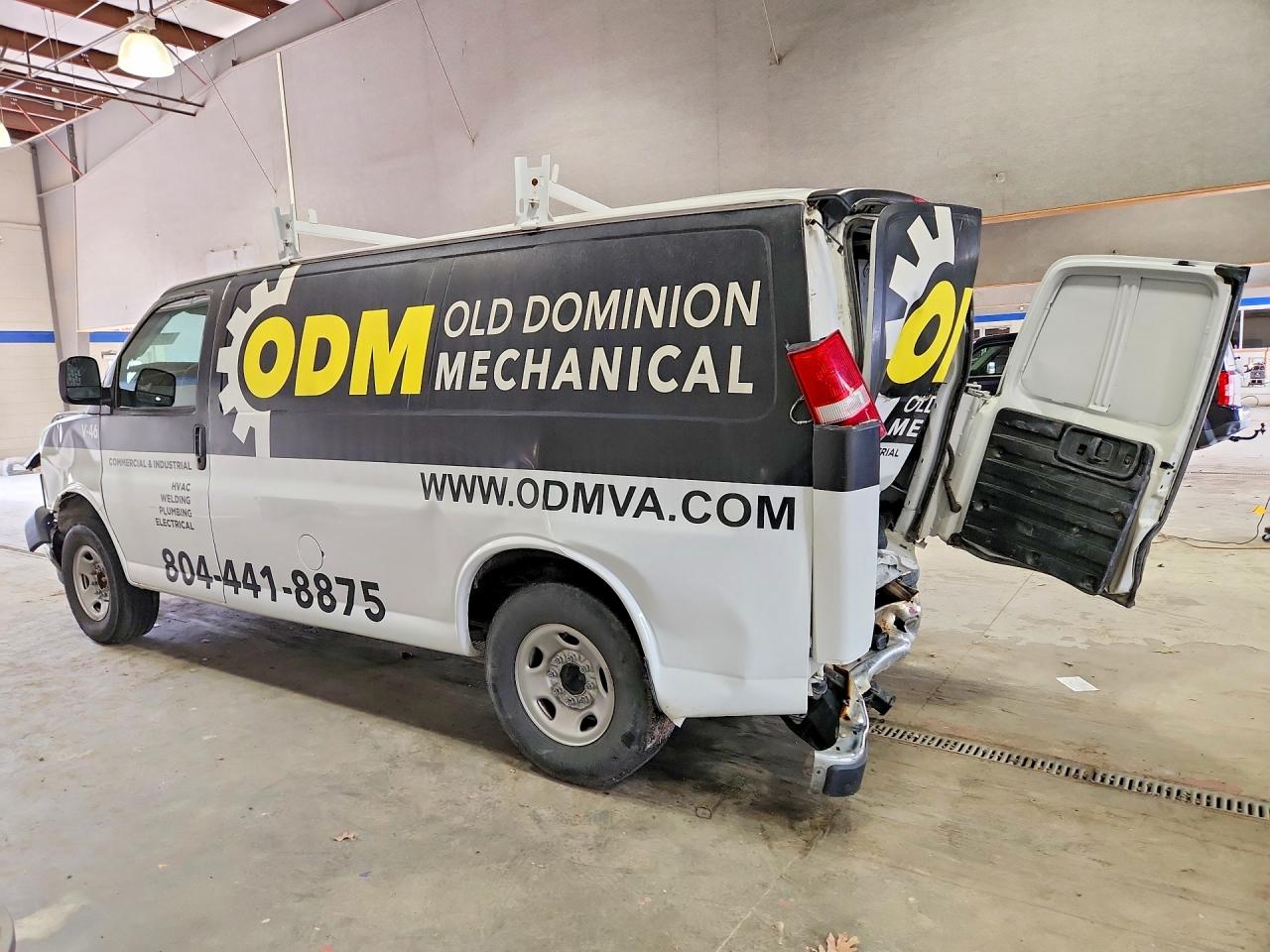 2023 GMC SAVANA G2500 — снимка 2