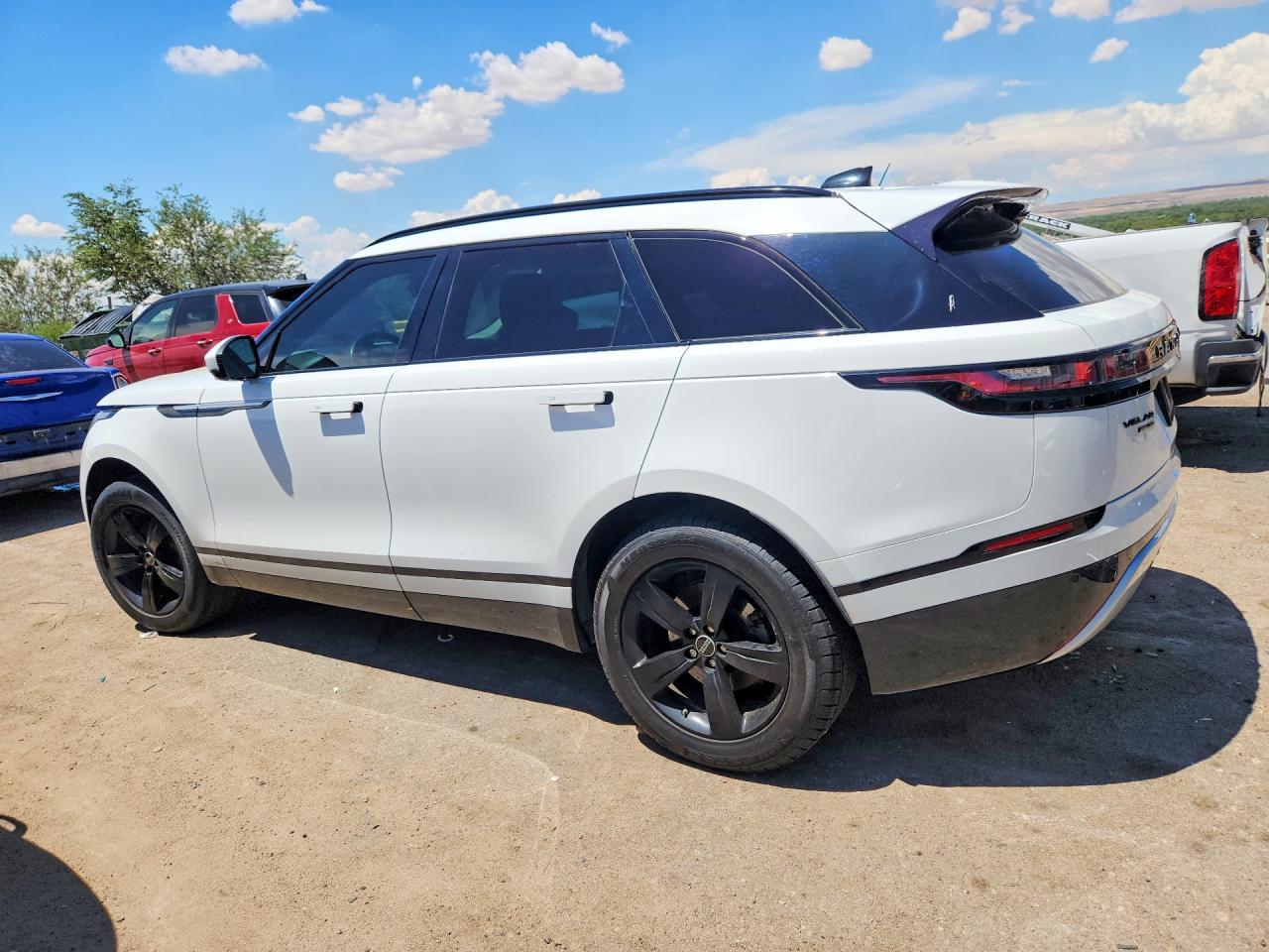 2020 LAND ROVER RANGE ROVER VELAR S — снимка 2
