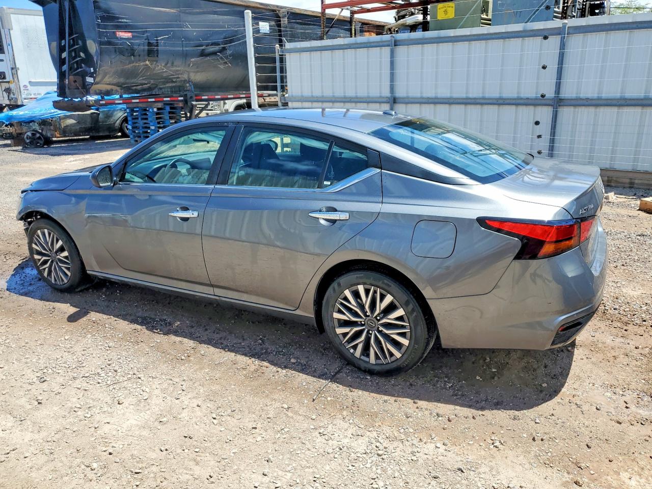2025 NISSAN ALTIMA SV — снимка 2
