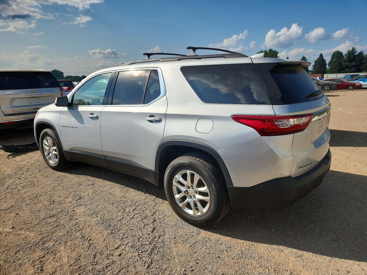 2019 CHEVROLET TRAVERSE LT — снимка 2