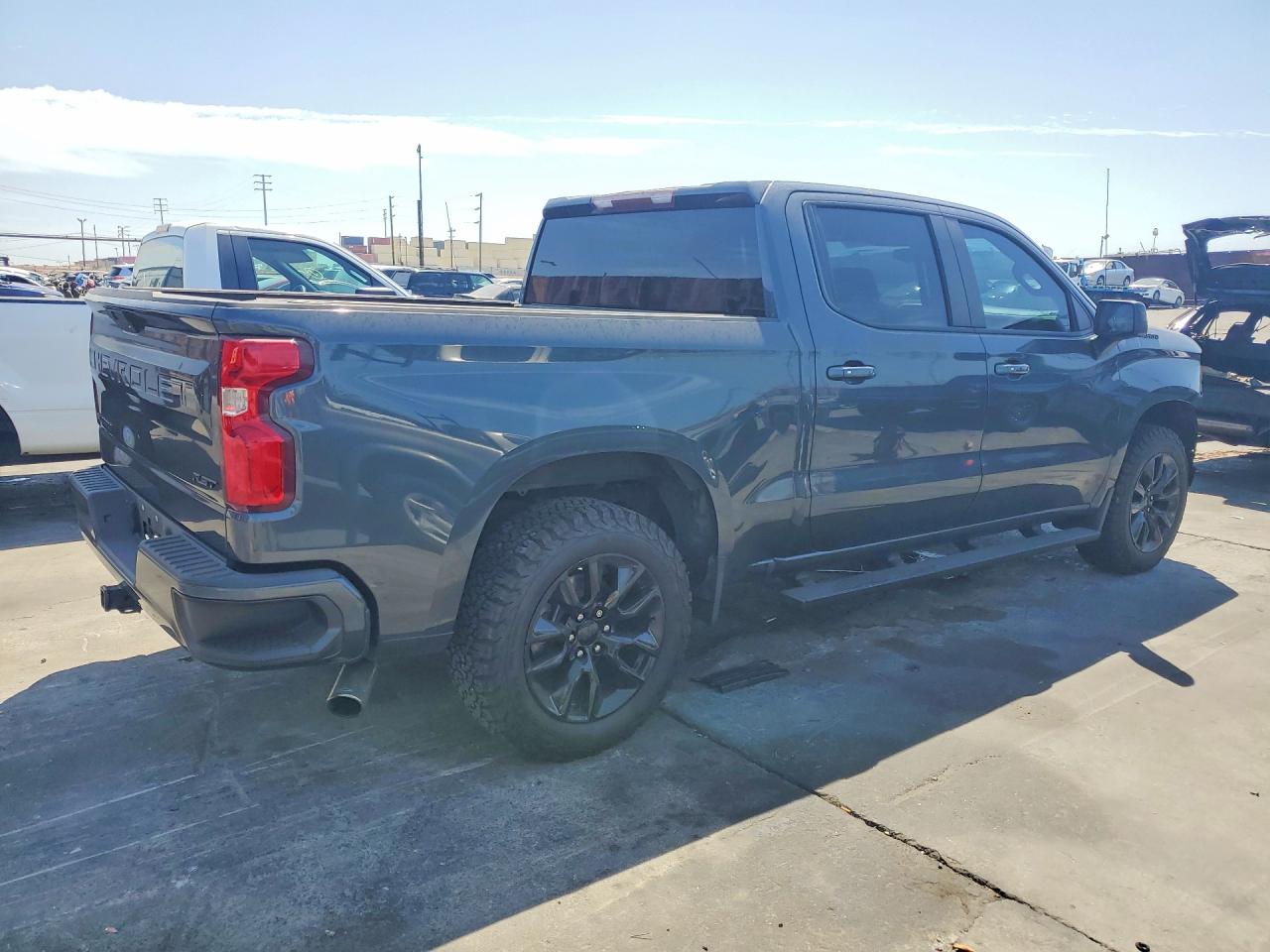 2019 CHEVROLET SILVERADO C1500 RST — снимка 3
