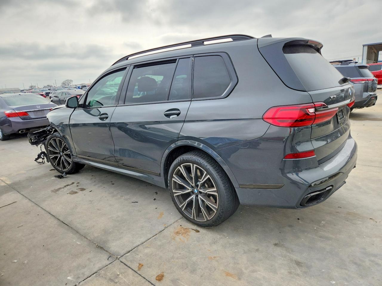 2021 BMW X7 M50I — снимка 2