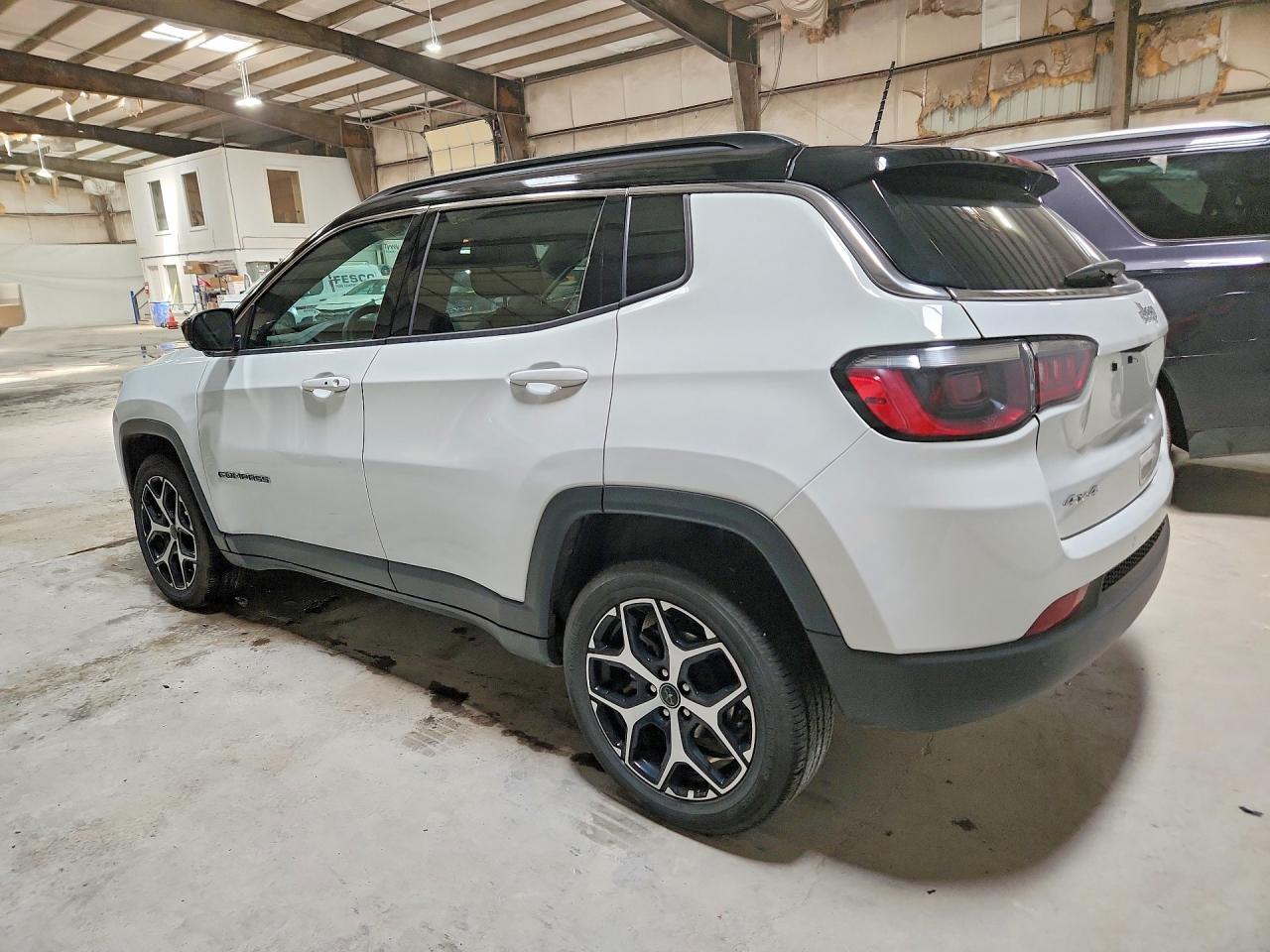 2026 JEEP COMPASS LIMITED — снимка 2