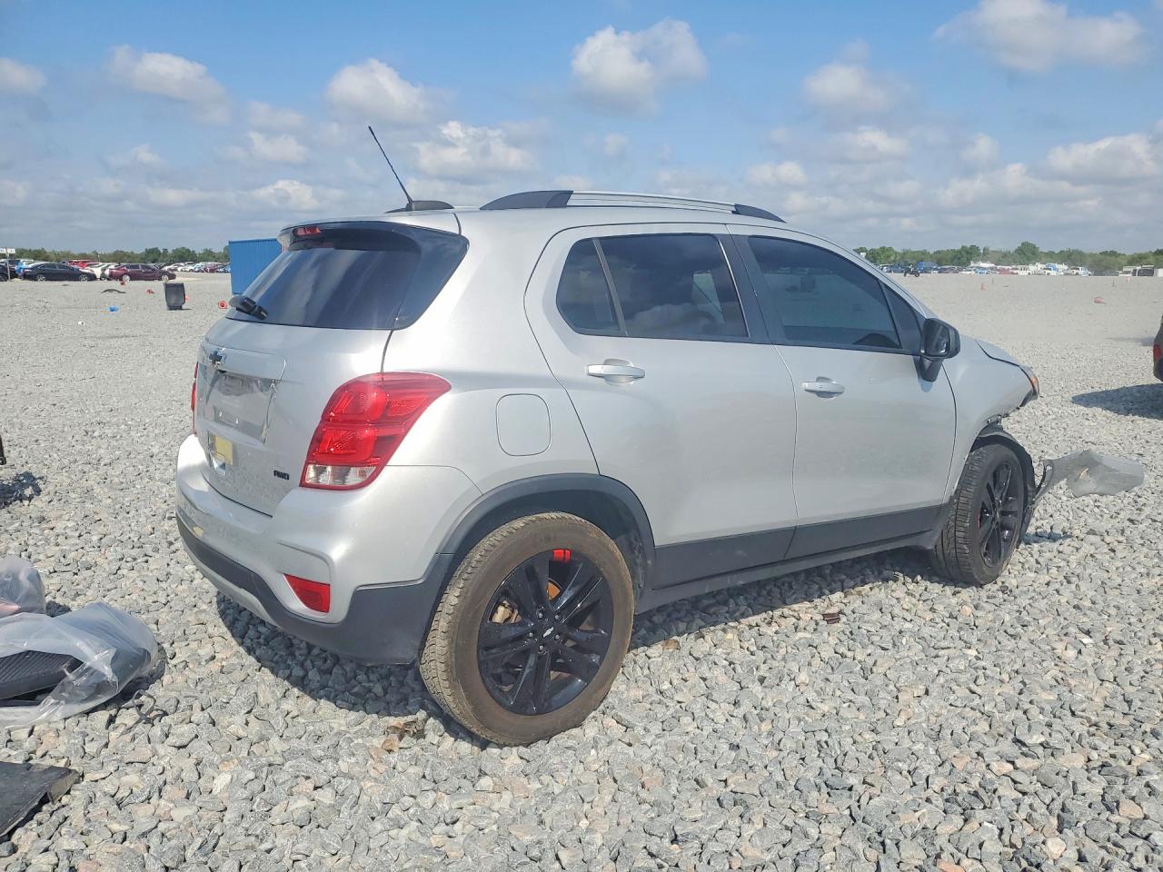 2022 CHEVROLET TRAX 1LT — снимка 3