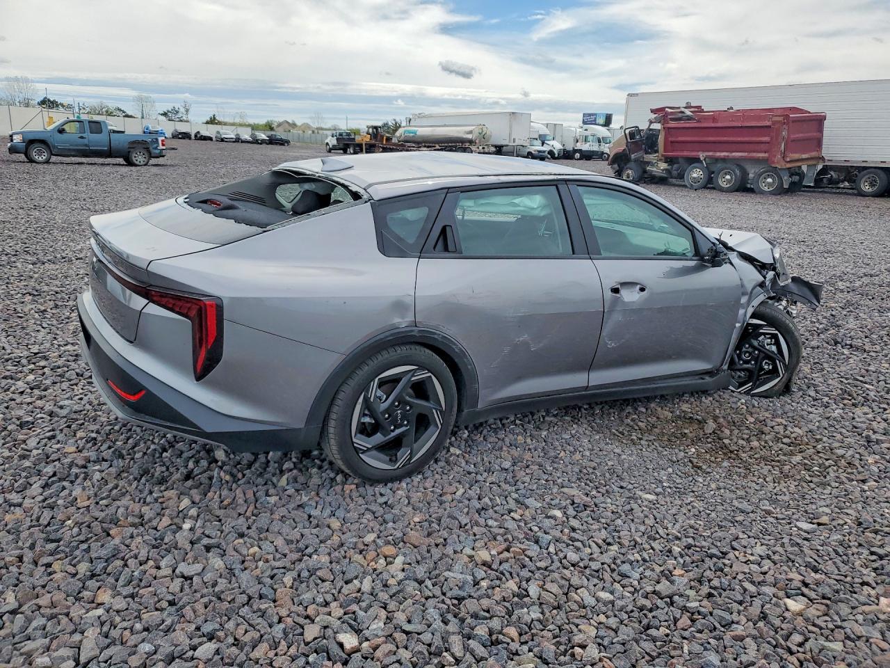 2025 KIA K4 EX — снимка 3