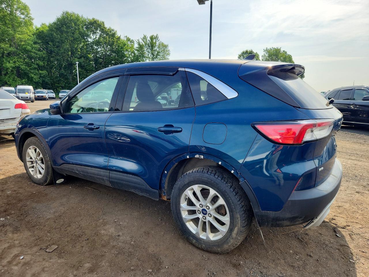 2020 FORD ESCAPE SE — photo 2
