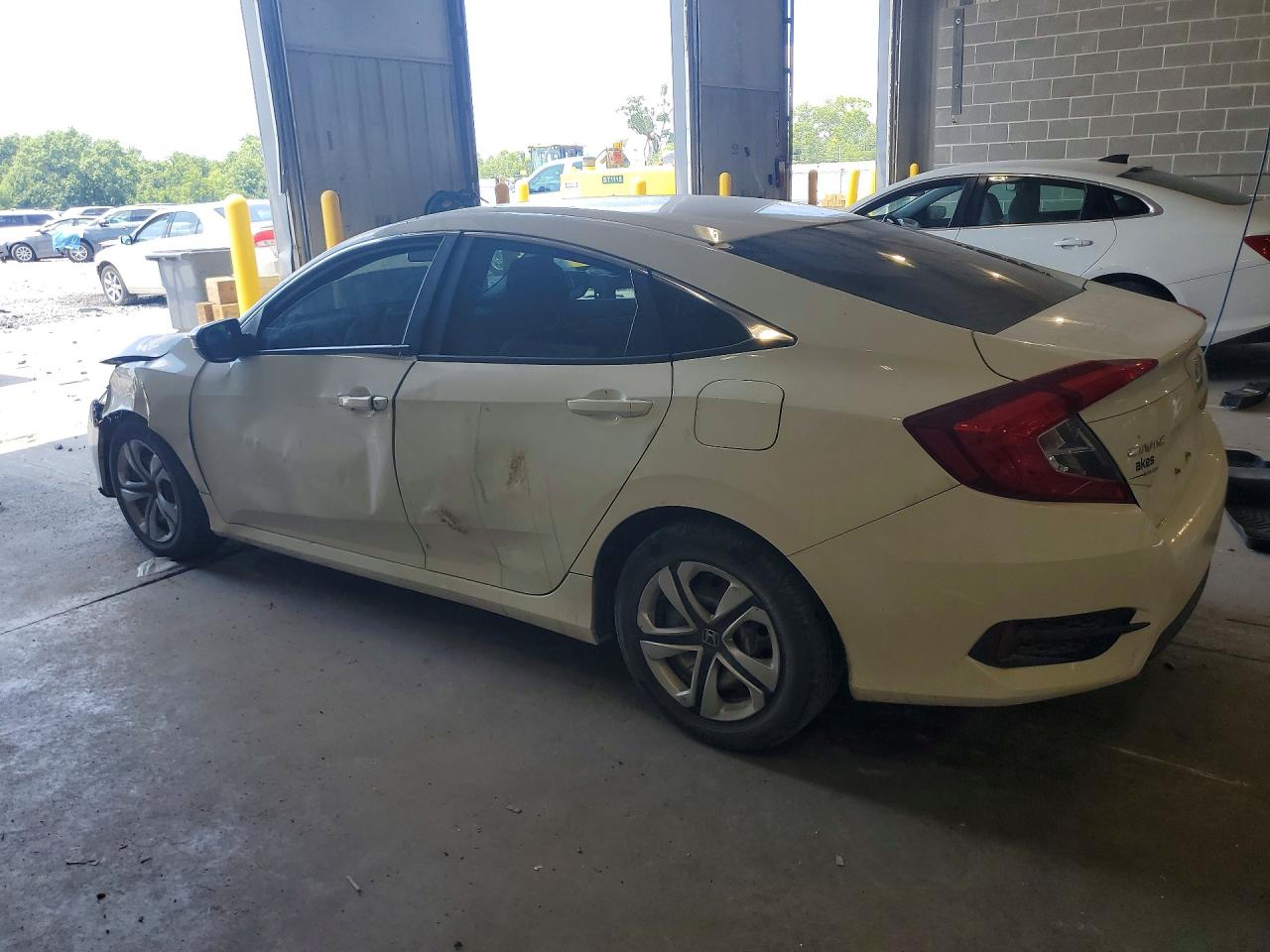 2016 HONDA CIVIC LX — снимка 2