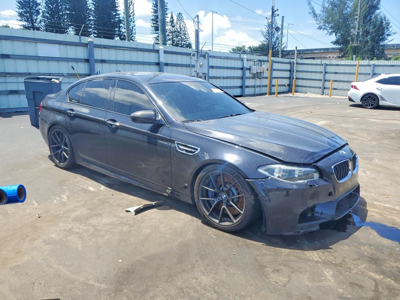 2015 BMW M5 — снимка 4